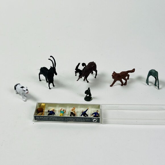 Preiser HO Scale People Mini Animals Plastic Figures for Train Dioramas - Picture 1 of 7